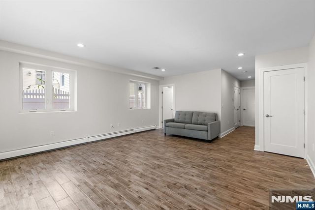 234 Columbus Place B, Cliffside Park, NJ 07010