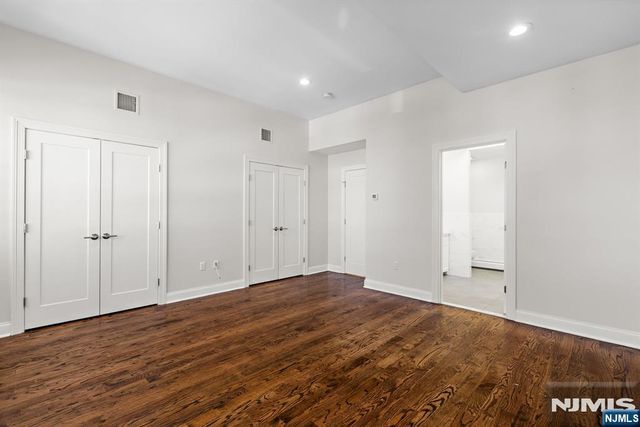 234 Columbus Place B, Cliffside Park, NJ 07010