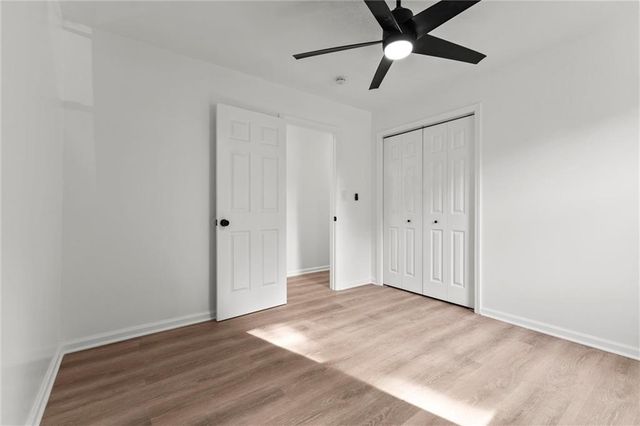 8122 W 92nd Terrace, Overland Park, KS 66212