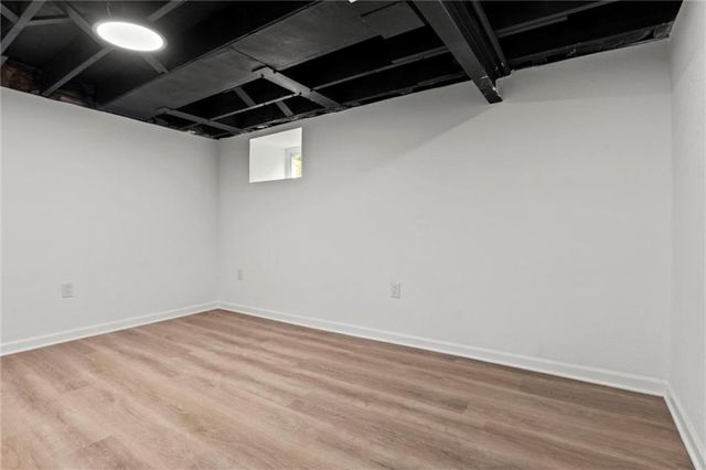 8122 W 92nd Terrace, Overland Park, KS 66212