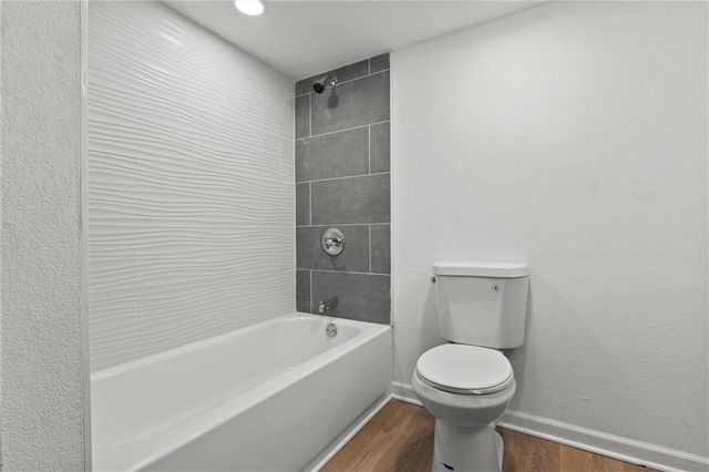 8122 W 92nd Terrace, Overland Park, KS 66212