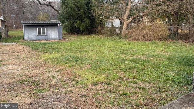 76 LENOX AVE, Hamilton, NJ 08620