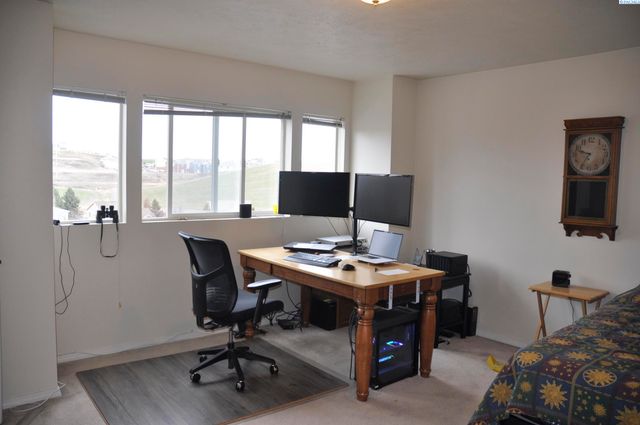 2430 NW Granite Ct., Pullman, WA 99163