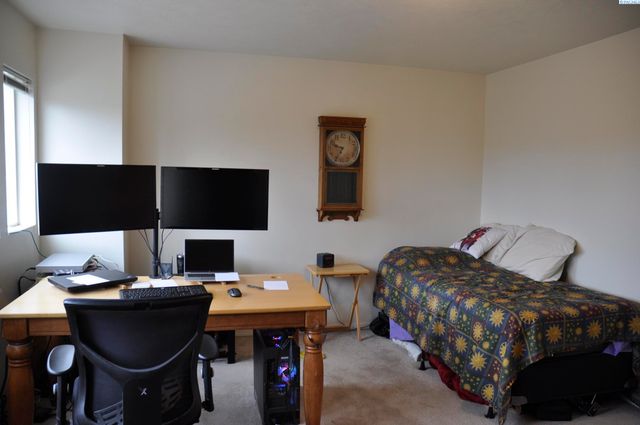 2430 NW Granite Ct., Pullman, WA 99163