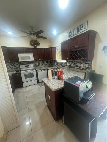 20700 NW 31st Avenue, Miami Gardens, FL 33056