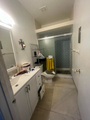 20700 NW 31st Avenue, Miami Gardens, FL 33056