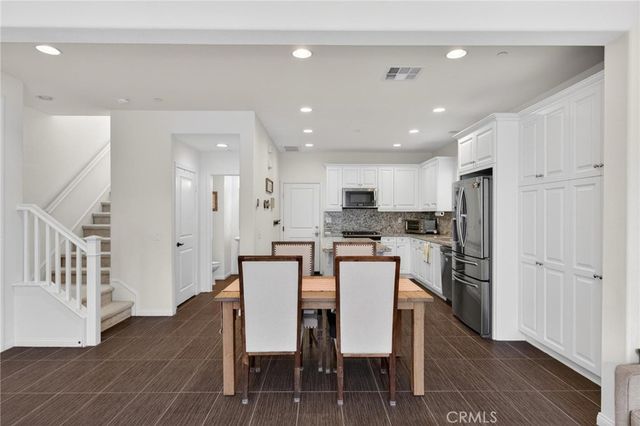 783 Gatun 243, San Pedro, CA 90731