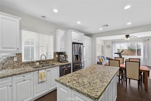 783 Gatun 243, San Pedro, CA 90731