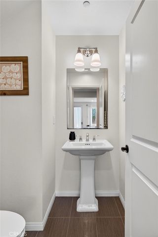 783 Gatun 243, San Pedro, CA 90731