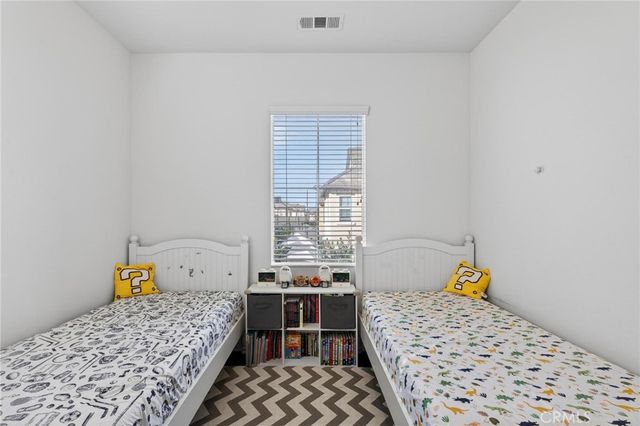 783 Gatun 243, San Pedro, CA 90731