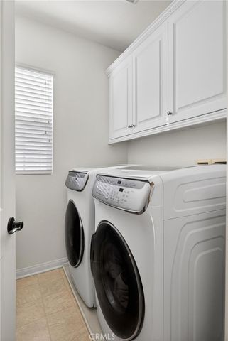 783 Gatun 243, San Pedro, CA 90731