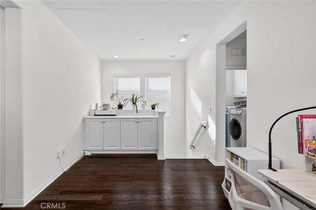 783 Gatun 243, San Pedro, CA 90731