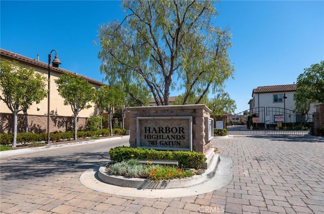 783 Gatun 243, San Pedro, CA 90731