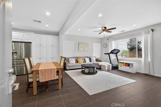 783 Gatun 243, San Pedro, CA 90731