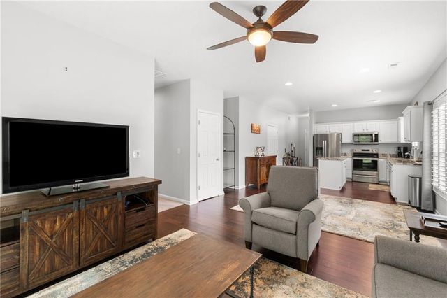 12366 N Atkins Avenue, Kansas City, MO 64163