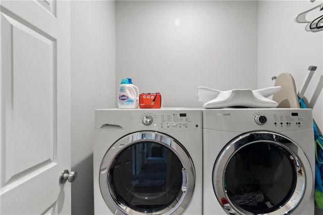 12366 N Atkins Avenue, Kansas City, MO 64163