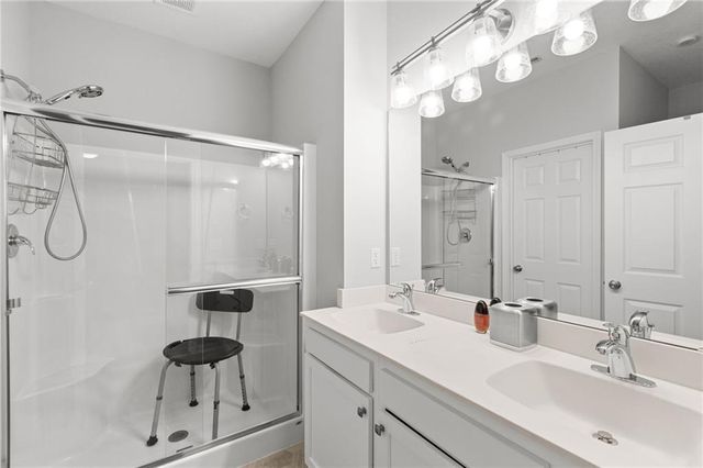 12366 N Atkins Avenue, Kansas City, MO 64163