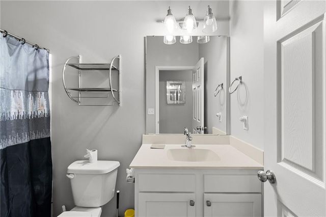 12366 N Atkins Avenue, Kansas City, MO 64163