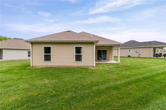 12366 N Atkins Avenue, Kansas City, MO 64163