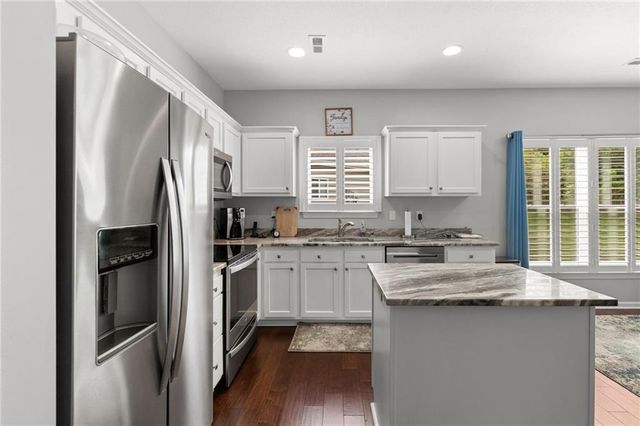 12366 N Atkins Avenue, Kansas City, MO 64163