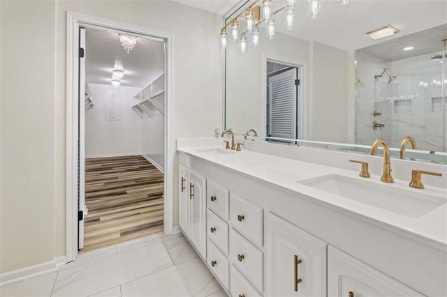 3104 Greenleaf Lane, Lake Charles, LA 70605