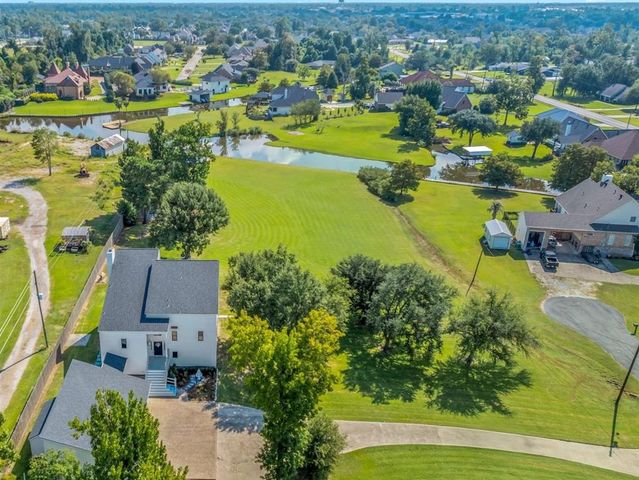 3104 Greenleaf Lane, Lake Charles, LA 70605