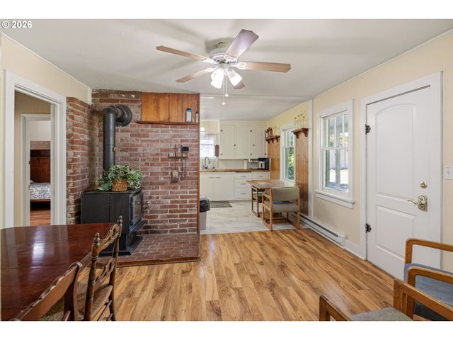 90200 COBURG Rd, Eugene, OR 97408