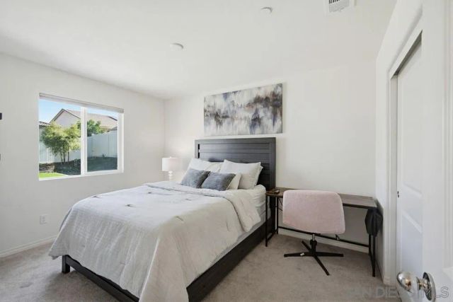 32046 Prairie Crossing Dr, Winchester, CA 92596