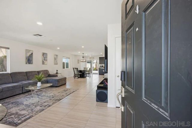 32046 Prairie Crossing Dr, Winchester, CA 92596