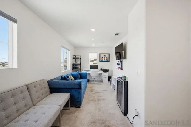 32046 Prairie Crossing Dr, Winchester, CA 92596