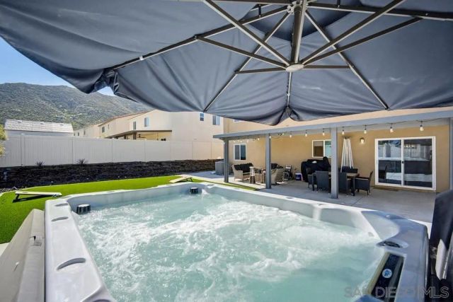 32046 Prairie Crossing Dr, Winchester, CA 92596