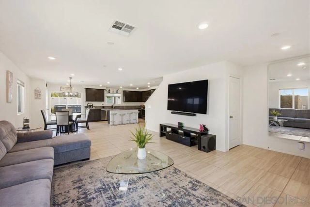 32046 Prairie Crossing Dr, Winchester, CA 92596