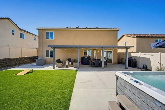 32046 Prairie Crossing Dr, Winchester, CA 92596