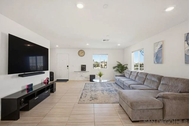 32046 Prairie Crossing Dr, Winchester, CA 92596