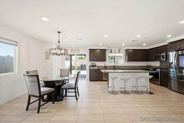 32046 Prairie Crossing Dr, Winchester, CA 92596