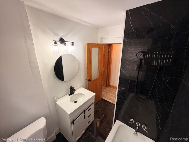 10008 Manor Street, Detroit, MI 48204