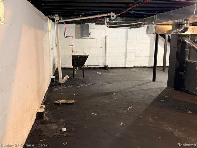 10008 Manor Street, Detroit, MI 48204