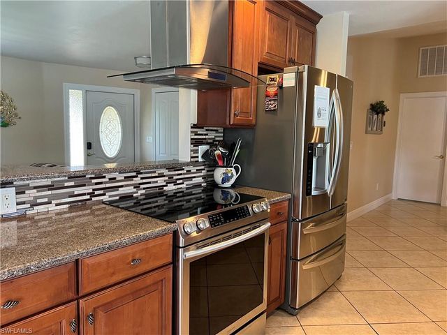 1124 SE 29th ST, Cape Coral, FL 33904