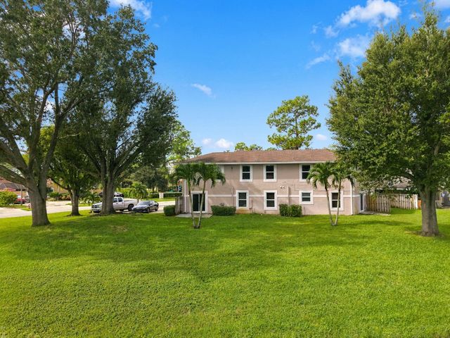 1033 Goldenrod Road, Wellington, FL 33414