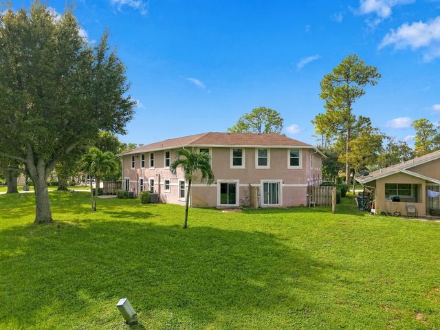 1033 Goldenrod Road, Wellington, FL 33414