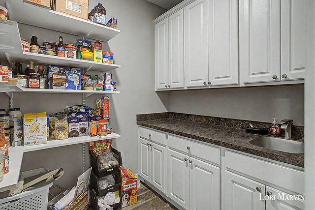 9872 N Amble Road, Winfield Twp, MI 49329