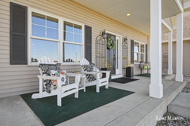 9872 N Amble Road, Winfield Twp, MI 49329