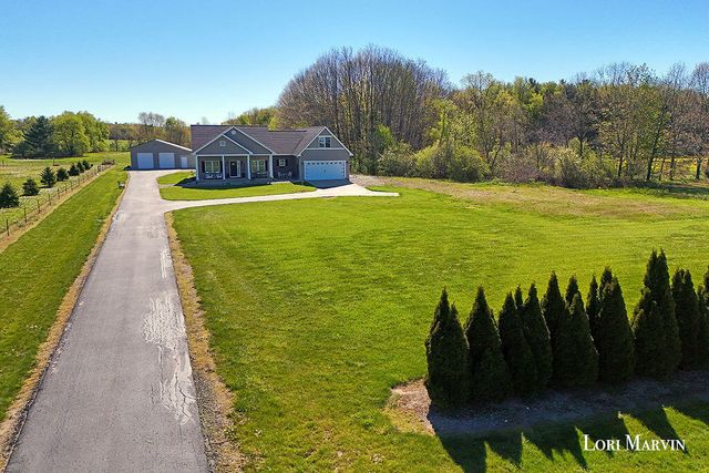 9872 N Amble Road, Winfield Twp, MI 49329