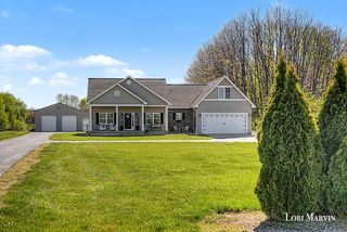 9872 N Amble Road, Winfield Twp, MI 49329