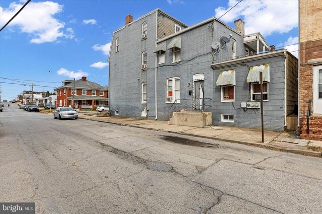 1200-1202 E KING ST, York, PA 17403