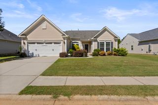 567 Shoreline Boulevard, Boiling Springs, SC 29316