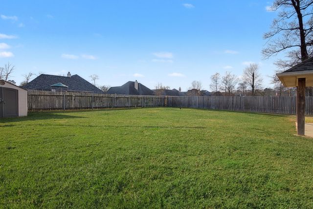 173 Bent Tree Loop, Haughton, LA 71037