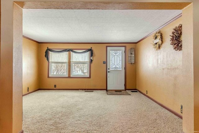 406 Sycamore N St, Lagrange, IN 46761