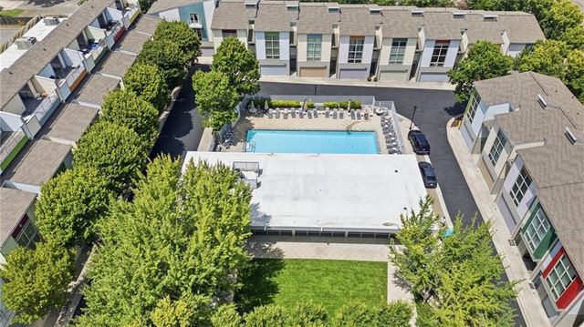 1278 Eames Green NW, Atlanta, GA 30318