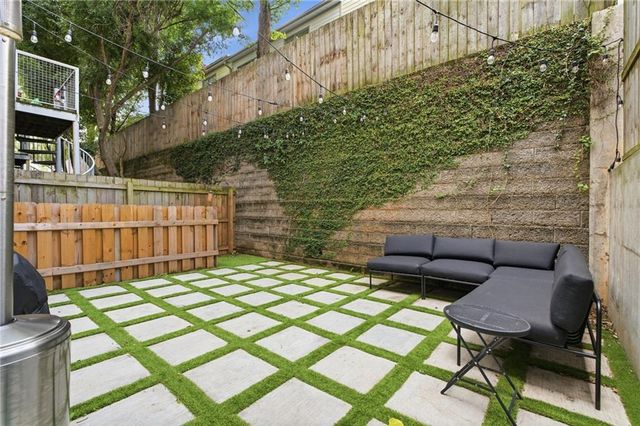 1278 Eames Green NW, Atlanta, GA 30318